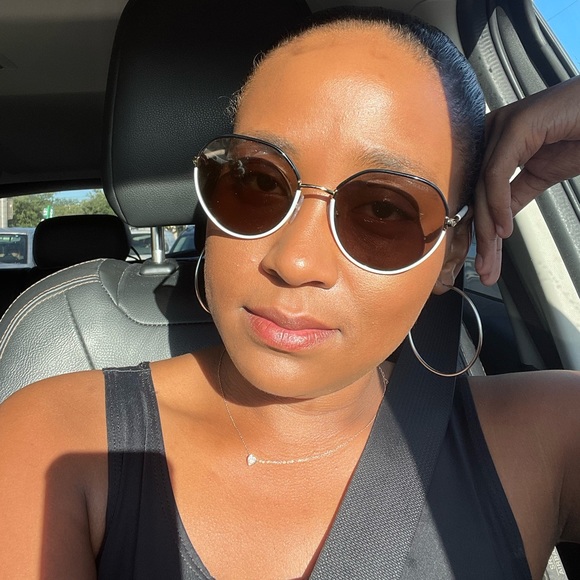 Meet your Posher, Jalyn - Picture 1 of 1